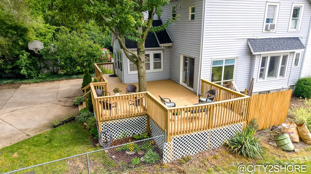 2317 Collingwood Avenue SW Wyoming City MI 49519