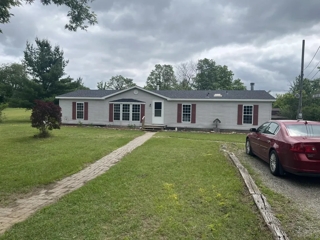 1172 N Greenville Road Pine Township MI 48888