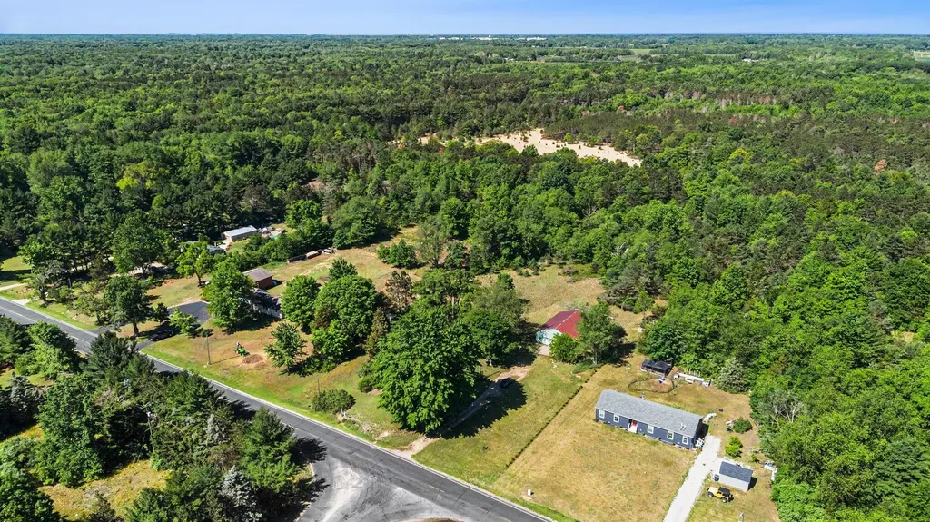 194 66th Street Casco Township MI 49090