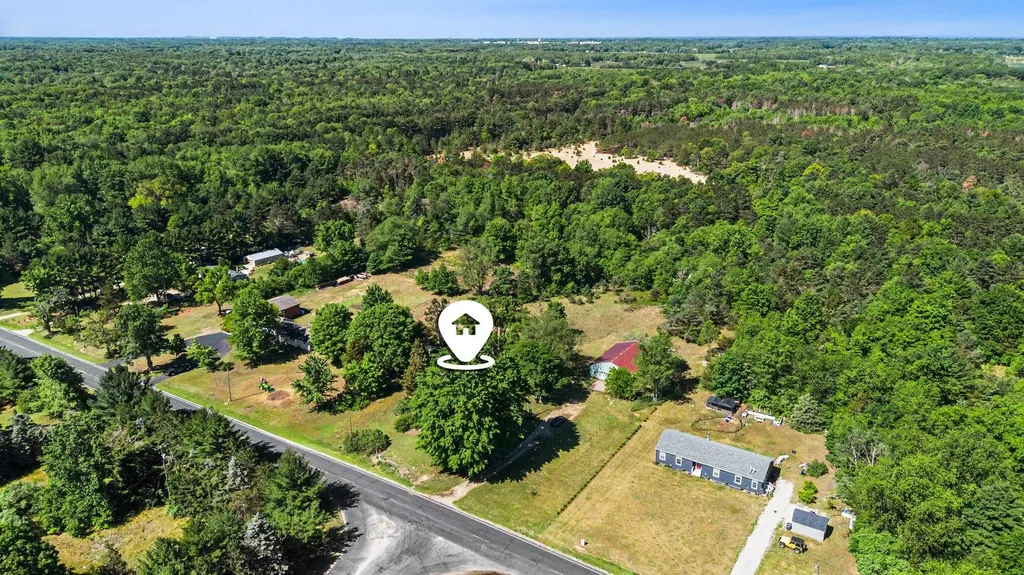 194 66th Street Casco Township MI 49090