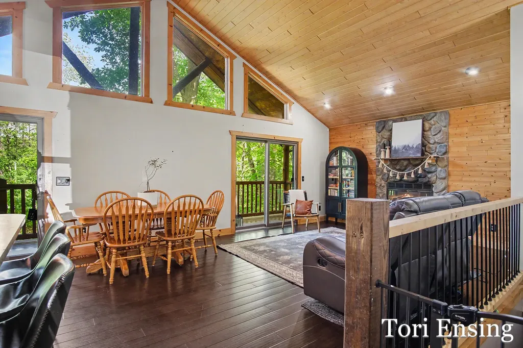 15400 Meddler Avenue NE Spencer Township MI 49326