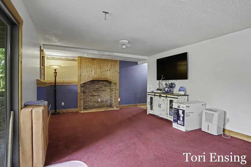 15400 Meddler Avenue NE Spencer Township MI 49326