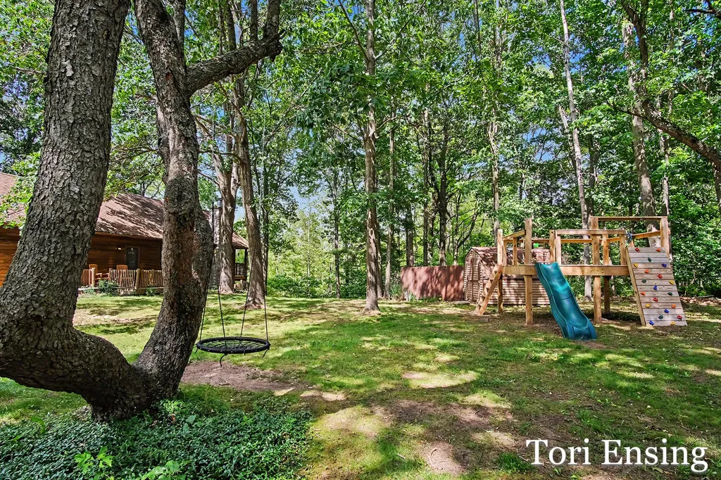 15400 Meddler Avenue NE Spencer Township MI 49326