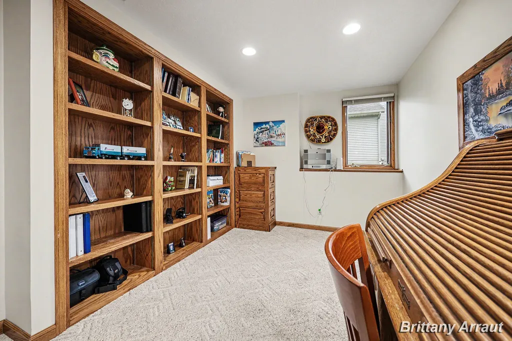 2289 Pheasant Avenue NW Walker City MI 49534