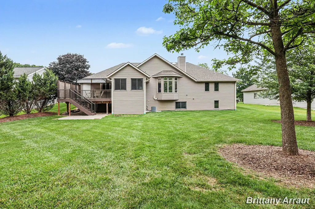 2289 Pheasant Avenue NW Walker City MI 49534