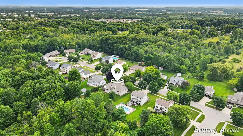 2289 Pheasant Avenue NW Walker City MI 49534