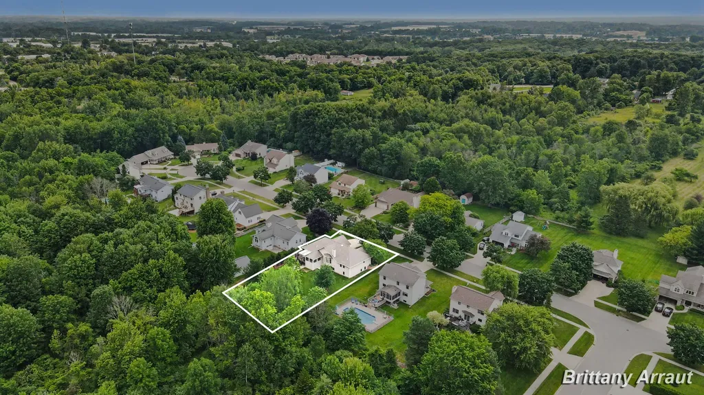 2289 Pheasant Avenue NW Walker City MI 49534