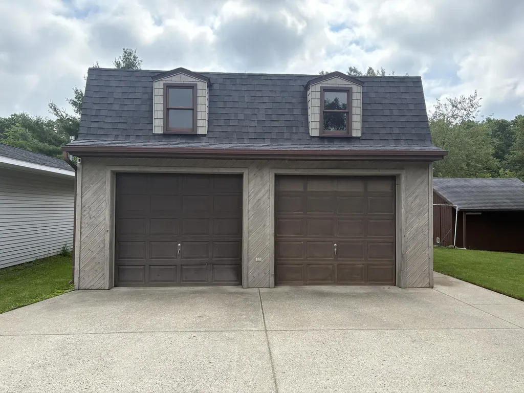 322 Maynard Avenue SW Walker City MI 49534