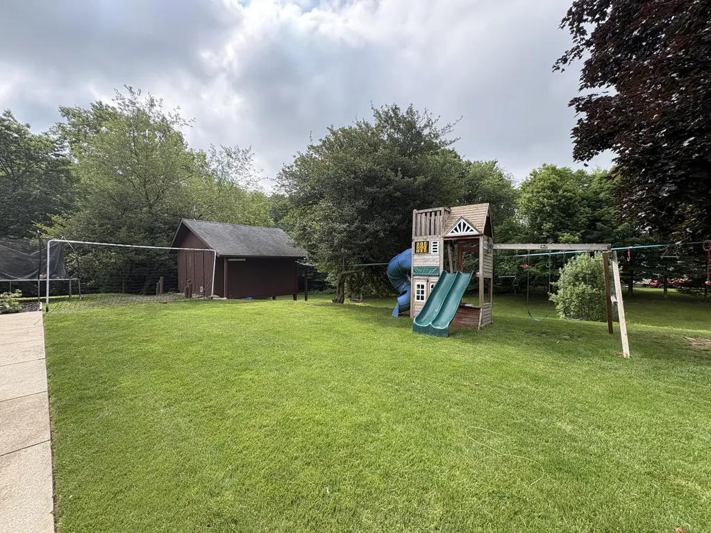 322 Maynard Avenue SW Walker City MI 49534