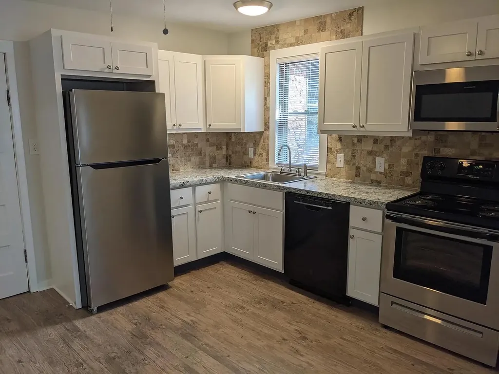 322 Maynard Avenue SW Walker City MI 49534