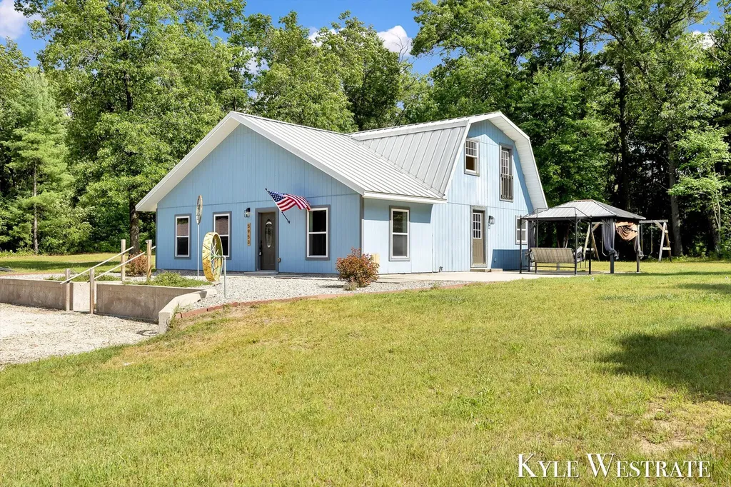 5953 S Newcosta Avenue Croton Township MI 49337