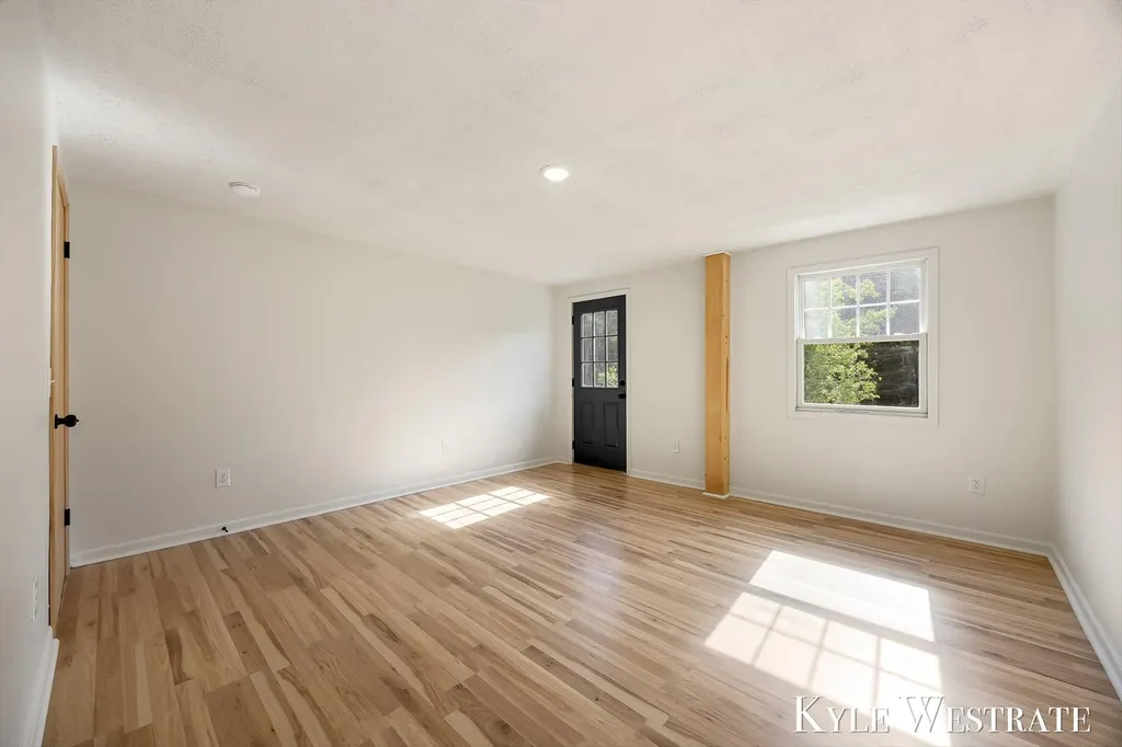 5953 S Newcosta Avenue Croton Township MI 49337