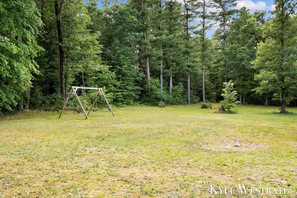 5953 S Newcosta Avenue Croton Township MI 49337