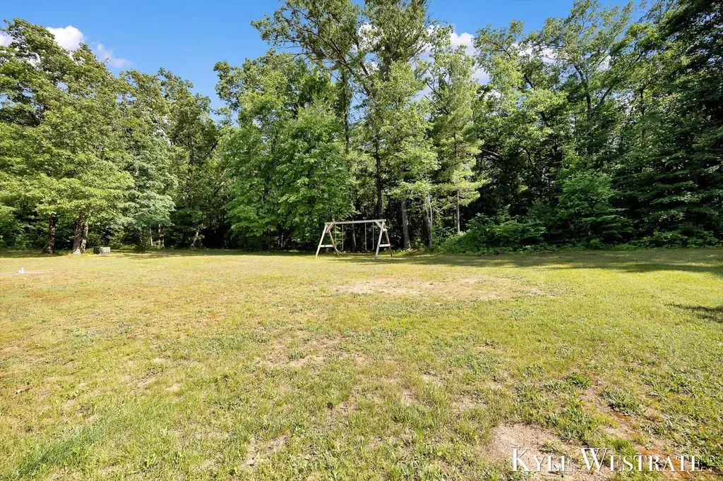 5953 S Newcosta Avenue Croton Township MI 49337