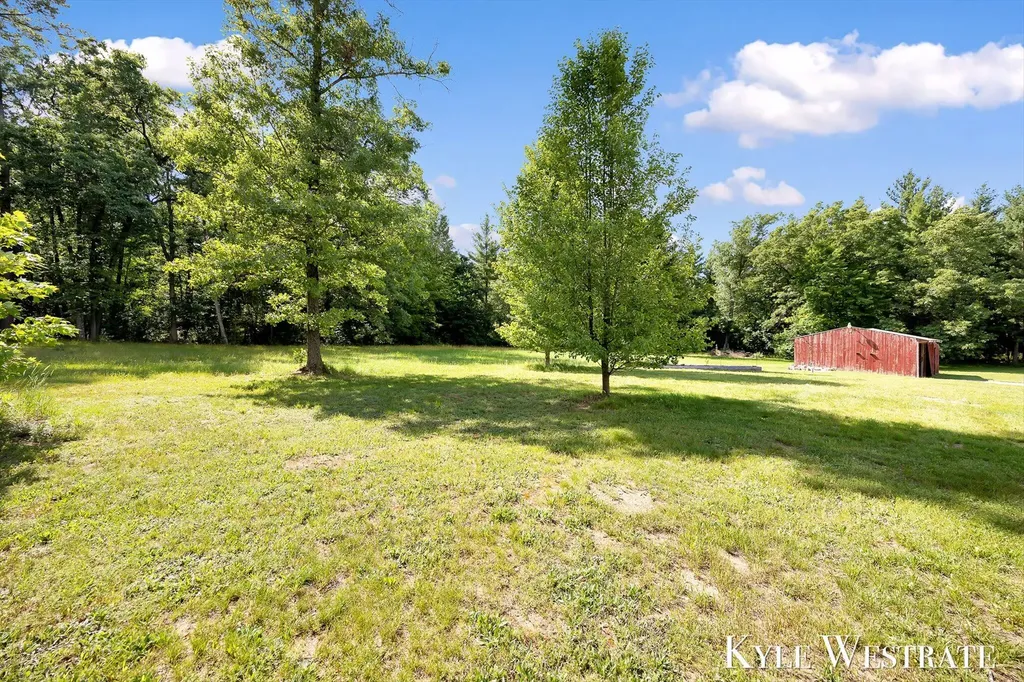 5953 S Newcosta Avenue Croton Township MI 49337