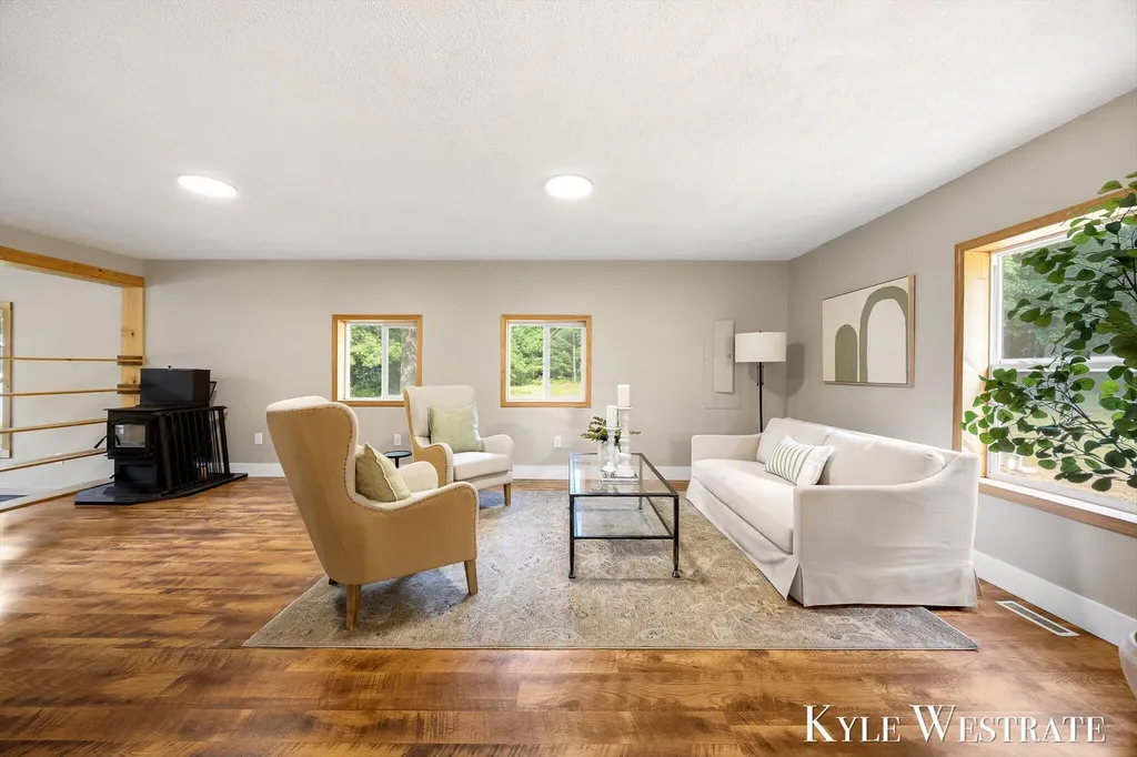 5953 S Newcosta Avenue Croton Township MI 49337