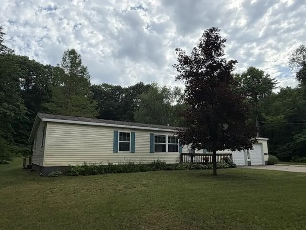 3130 134th Avenue Monterey Township MI 49328