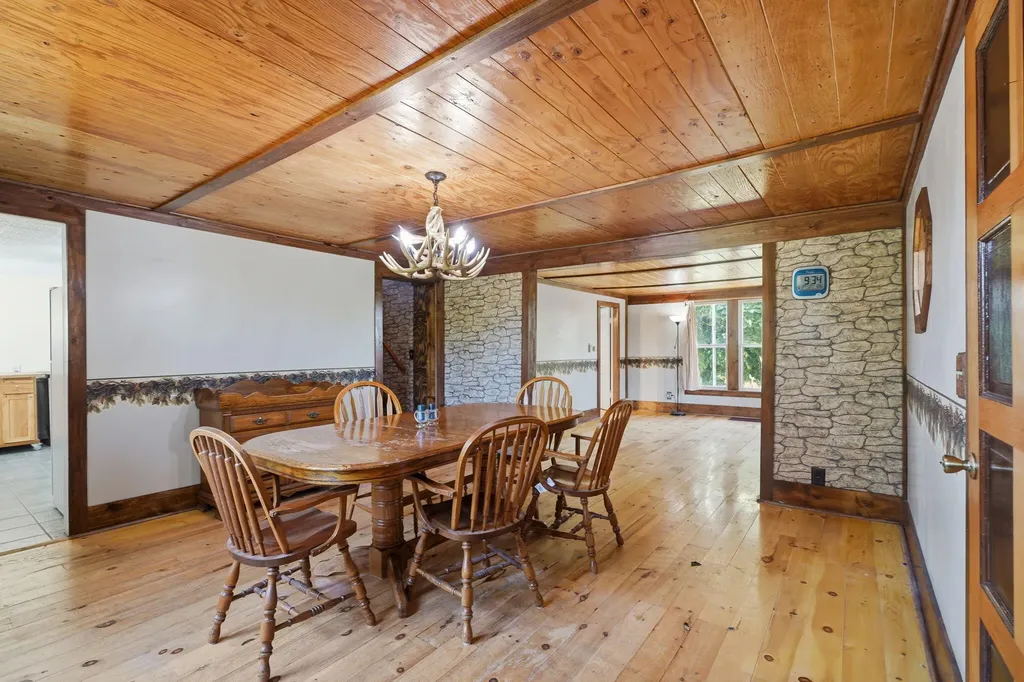 579 38th Street Cheshire Township MI 49010