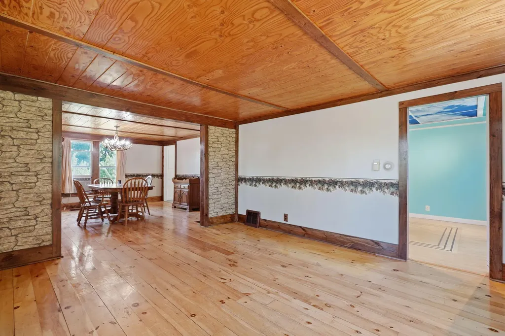 579 38th Street Cheshire Township MI 49010