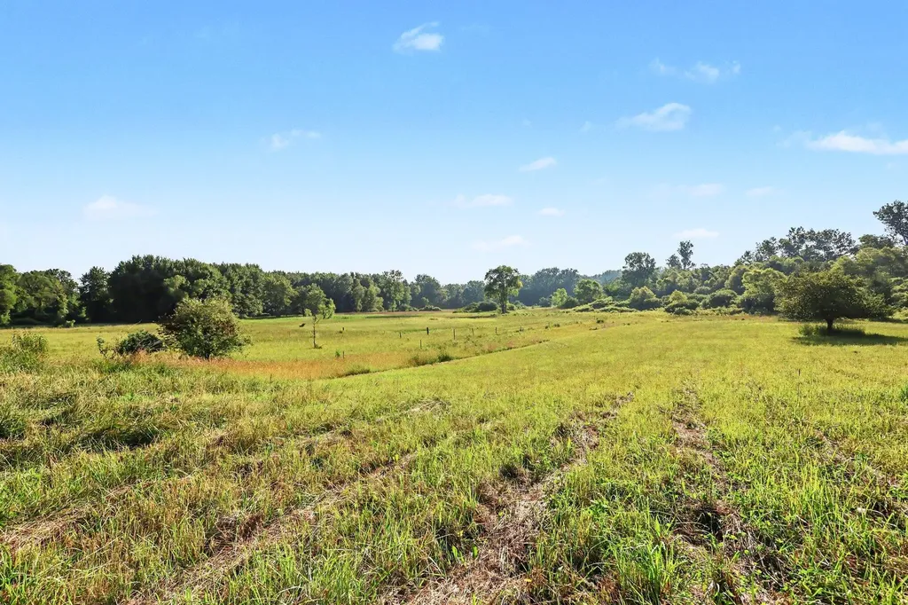 579 38th Street Cheshire Township MI 49010