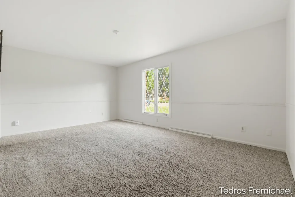 2423 Ridgefield Road Portage City MI 49024