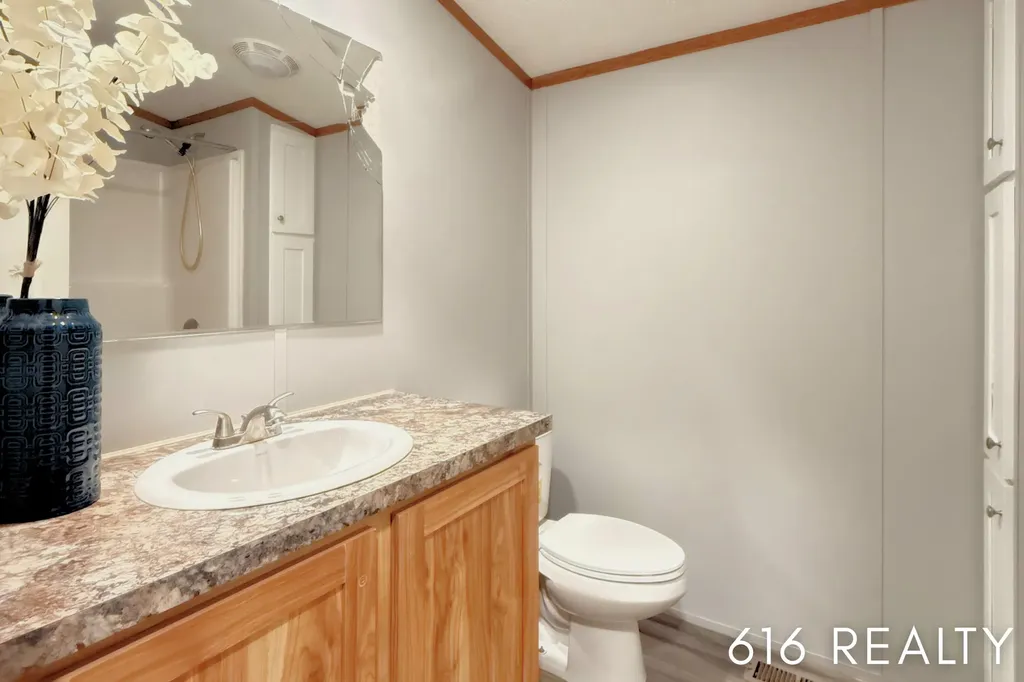 72 N Green Meadow Street SE Gaines Charter Township MI 49548