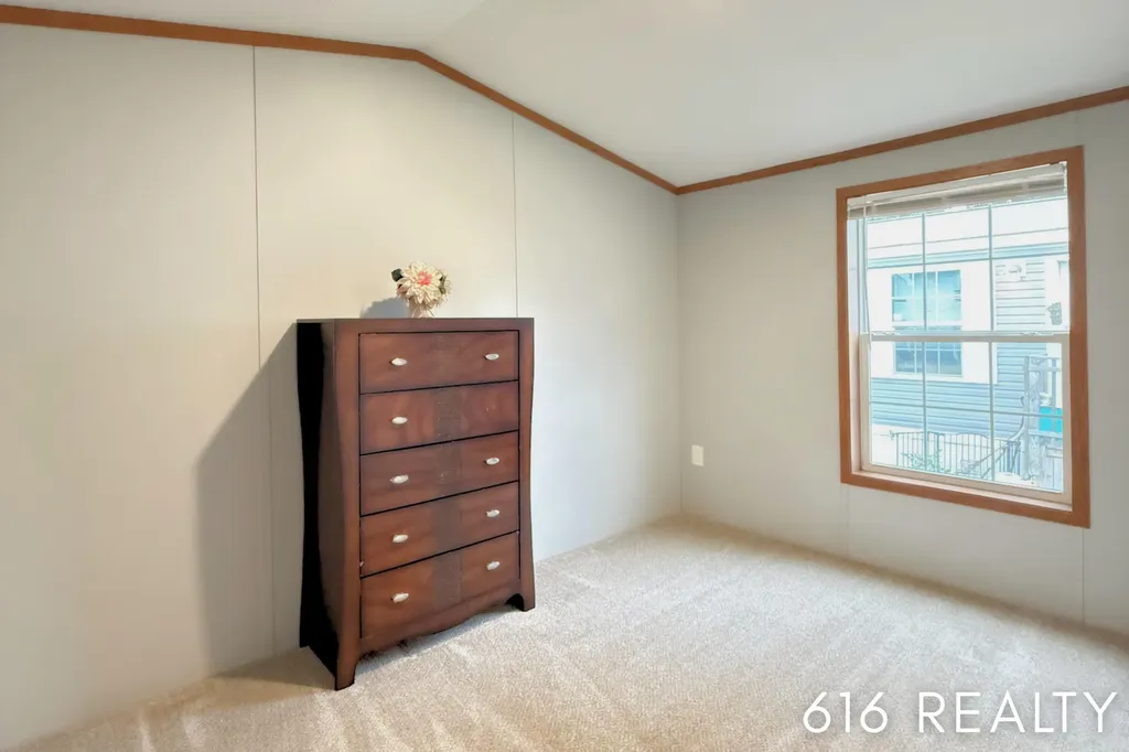 72 N Green Meadow Street SE Gaines Charter Township MI 49548