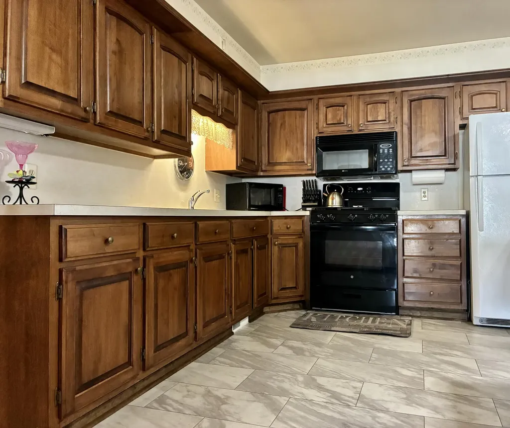 896 Andover Court SE Kentwood City MI 49508