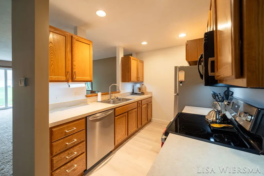 11967 Willow Wood Lane S Holland Charter Township MI 49424