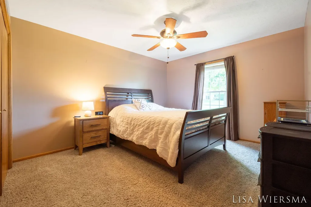 11967 Willow Wood Lane S Holland Charter Township MI 49424