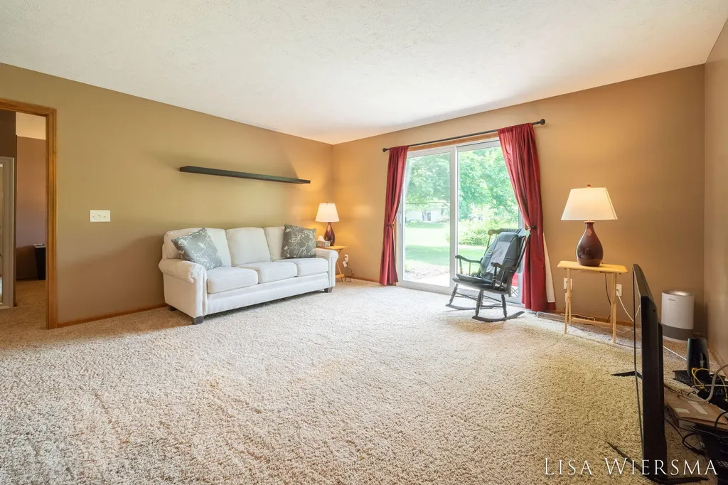 11967 Willow Wood Lane S Holland Charter Township MI 49424
