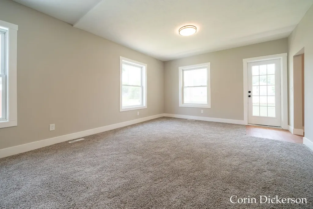 314 Russell Street Allegan City MI 49010