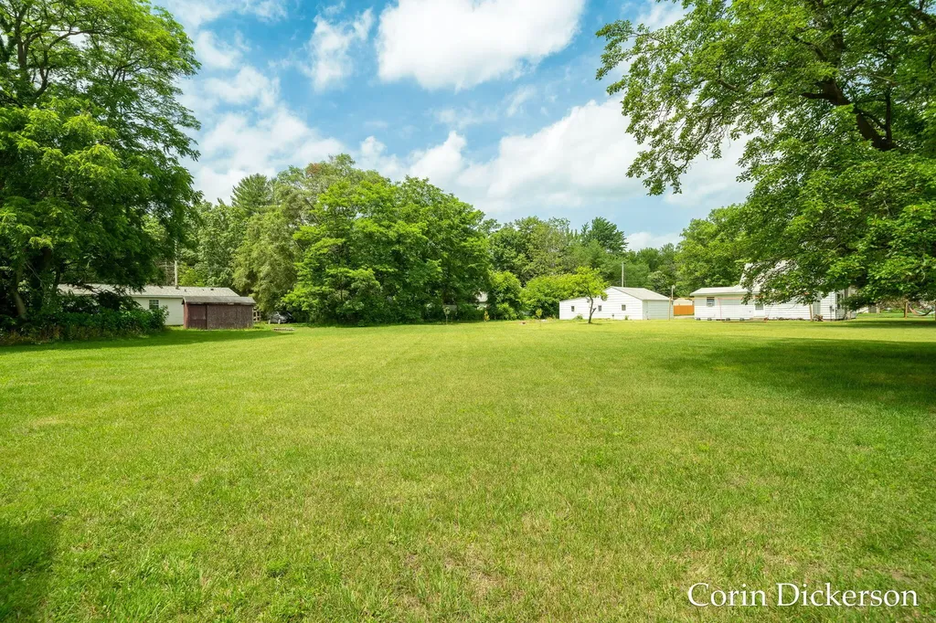 314 Russell Street Allegan City MI 49010
