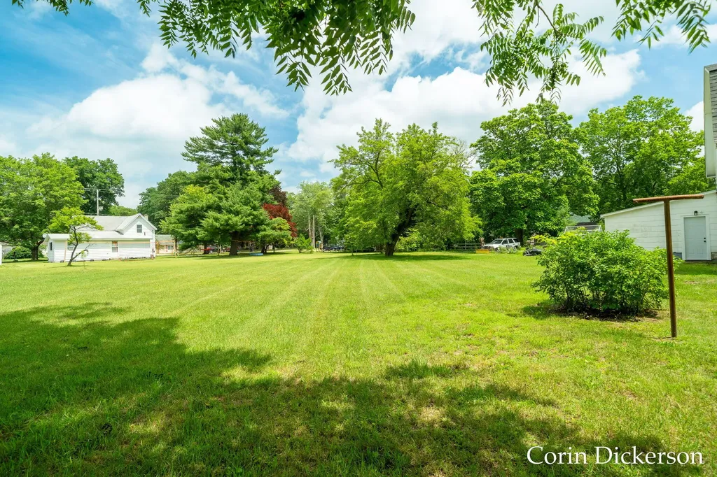 314 Russell Street Allegan City MI 49010