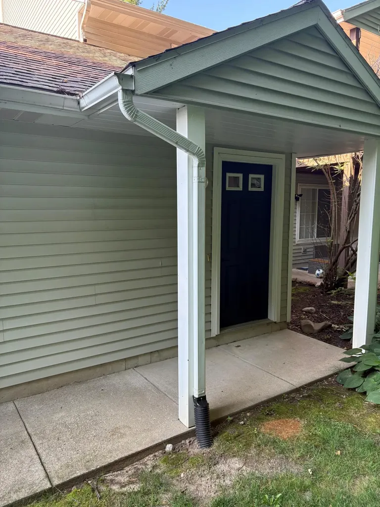 217 Hunters Lane NE Rockford City MI 49341
