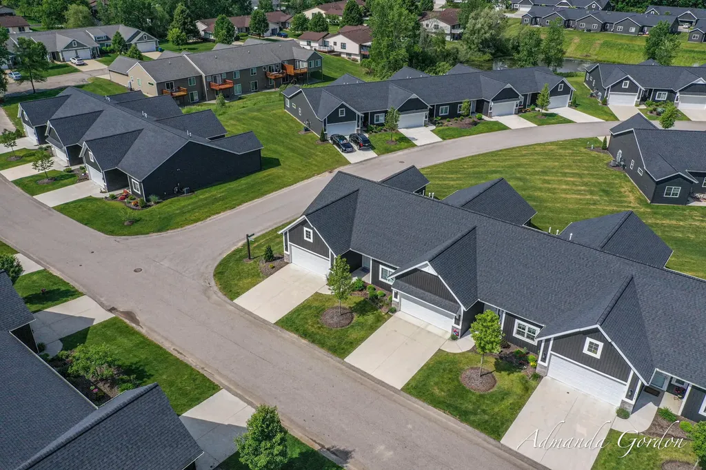 7483 Hardwood Street SE Caledonia Township MI 49316