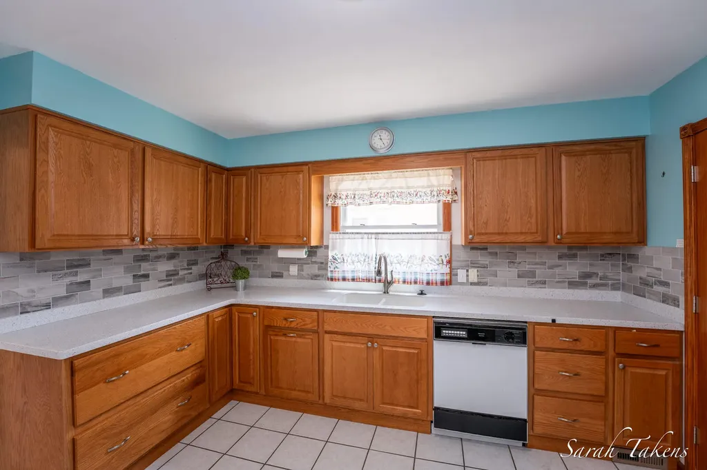 926 Franklin Avenue Grand Haven City MI 49417