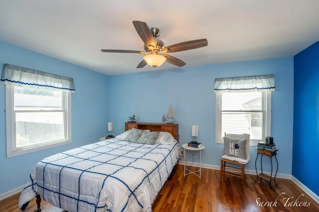 926 Franklin Avenue Grand Haven City MI 49417