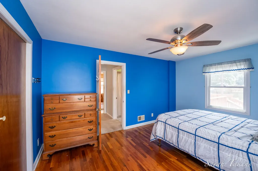 926 Franklin Avenue Grand Haven City MI 49417