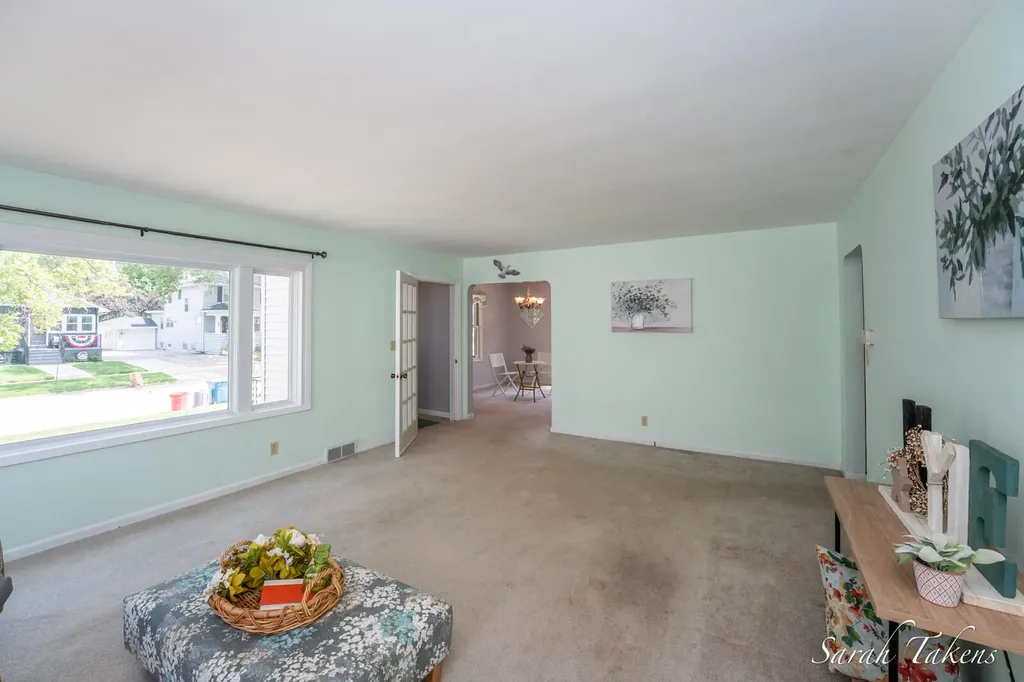 926 Franklin Avenue Grand Haven City MI 49417