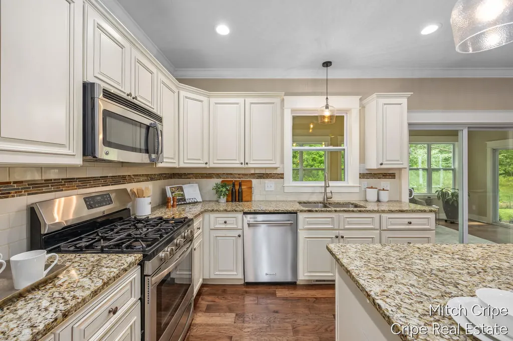 5050 Tiamo Lane NE Cannon Township MI 49341