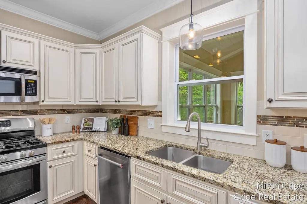 5050 Tiamo Lane NE Cannon Township MI 49341
