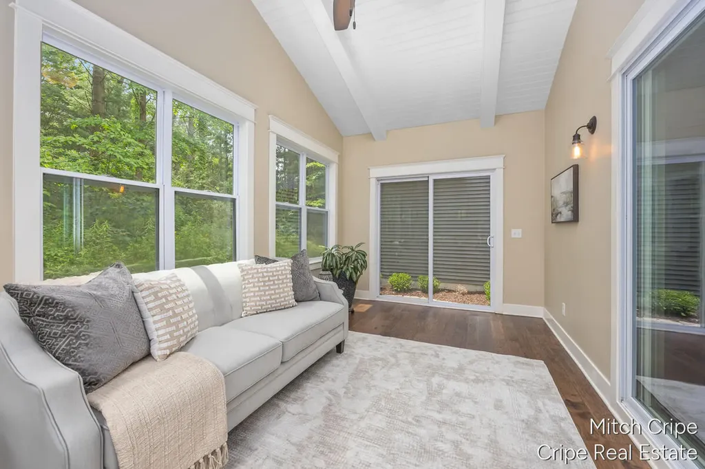 5050 Tiamo Lane NE Cannon Township MI 49341