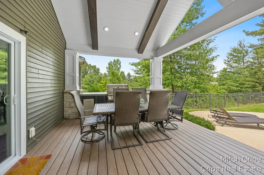 5050 Tiamo Lane NE Cannon Township MI 49341