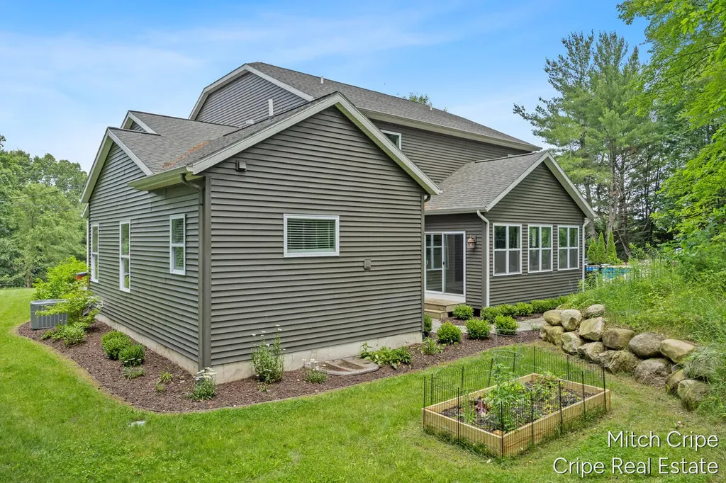 5050 Tiamo Lane NE Cannon Township MI 49341