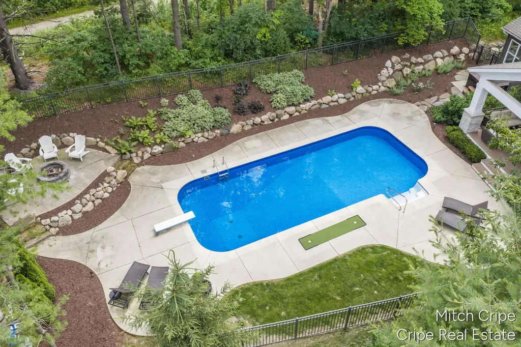 5050 Tiamo Lane NE Cannon Township MI 49341