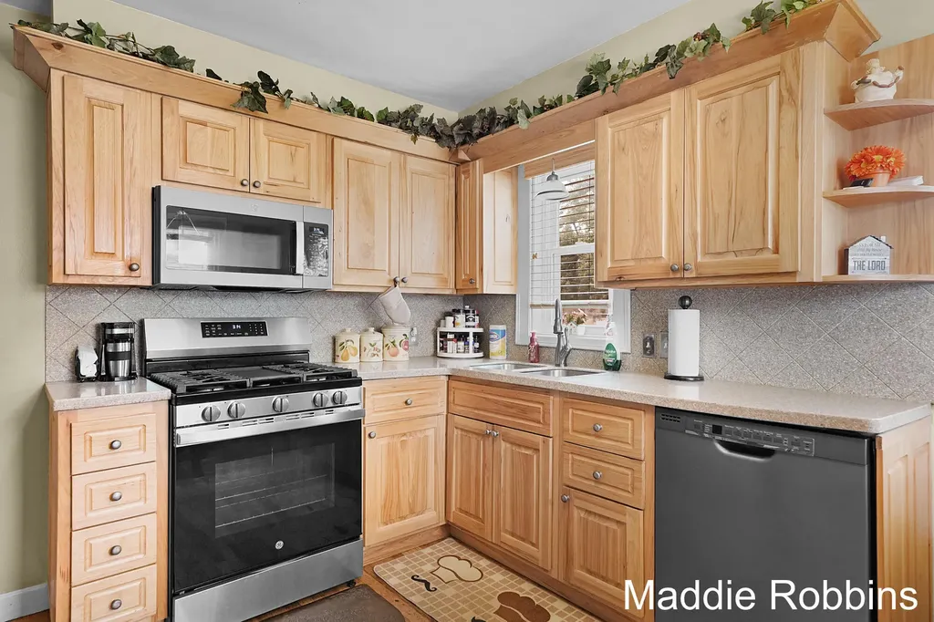 3835 Wilson Avenue SW Grandville City MI 49418