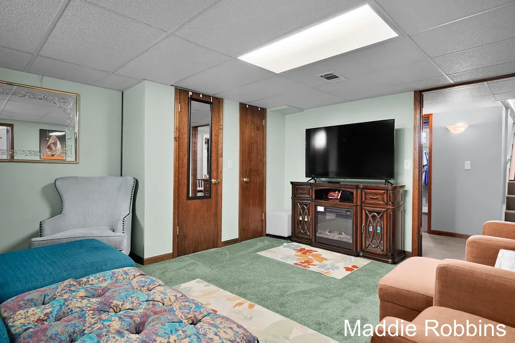 3835 Wilson Avenue SW Grandville City MI 49418