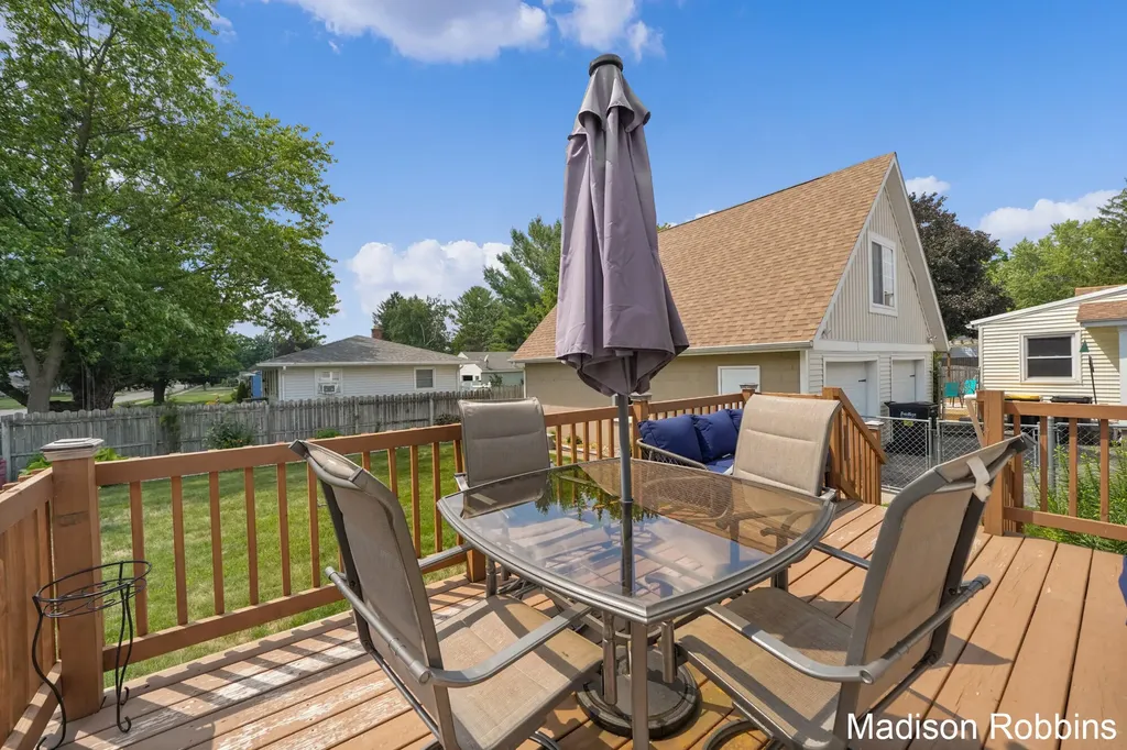 3835 Wilson Avenue SW Grandville City MI 49418