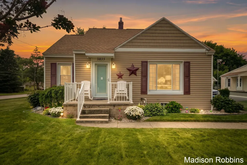 3835 Wilson Avenue SW Grandville City MI 49418